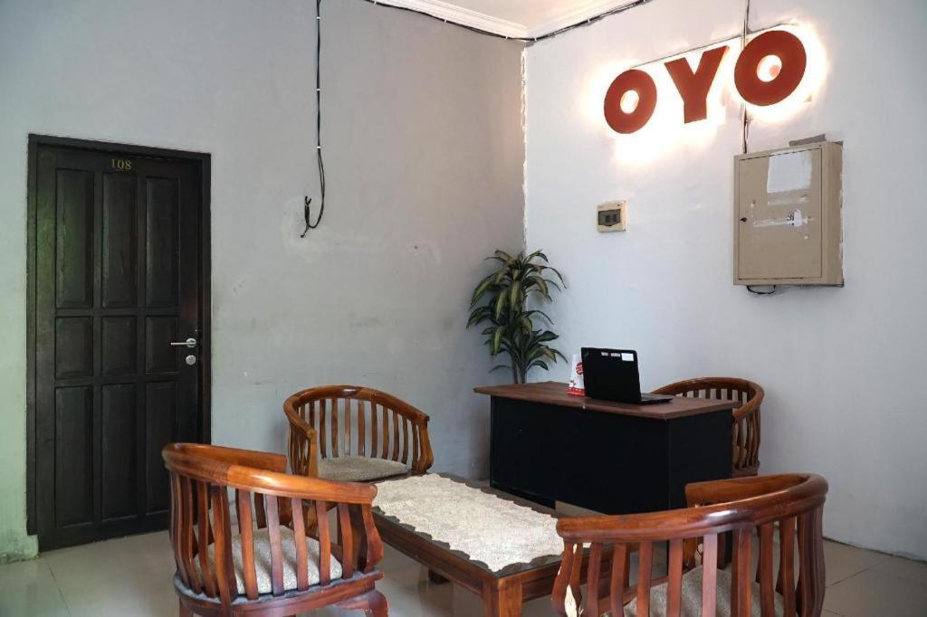 Oyo Flagship 1034 Mulia Syariah 2* Balikpapan (Borneo)