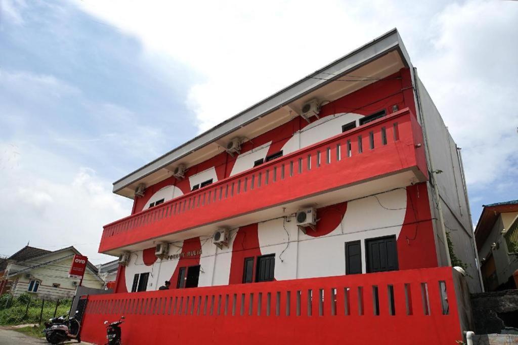 Oyo Flagship 1034 Mulia Syariah Balikpapan (Borneo)